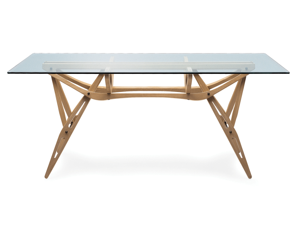 Zanotta. Tavolo Reale - Omaggio a Carlo Mollino (1946). Piano in cristallo con bordi bisellati. Struttura in rovere naturale, tinto wengé, tinto noce o verniciato a poro aperto, colore nero o bianco.