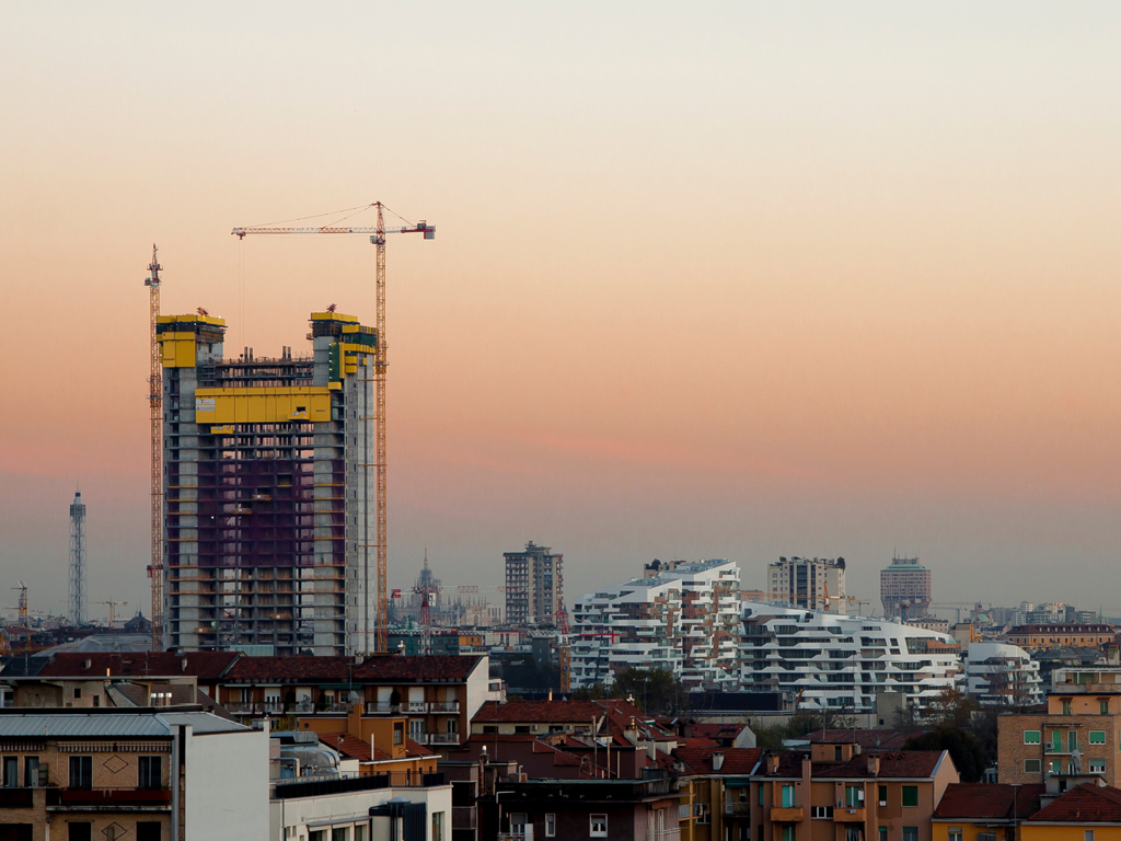 Andrea Maffei. La Torre Allianz, grattacielo di cinquanta piani, in costruzione nell'ex area Fiera, CITYLIFE a Milano (foto Alessandro Muiesan)