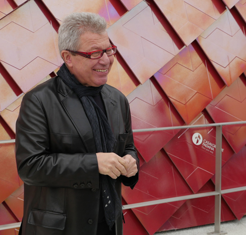 Daniel Libeskind, architetto. Autore del progetto del padiglione Vanke a Expo 2015, interamente realizzato con lastre Casalgrande Padana - serie Fractile.
