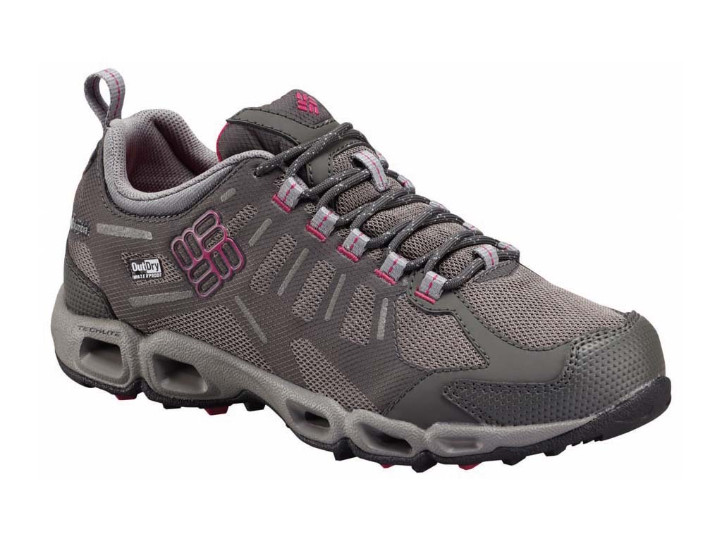 Columbia. Scarpe Ventfreak Outdry. I fori nell'intersuola offrono traspirabilità senza rinunciare alla impermeabilità, garantendo comfort per tutto il giorno. (Prezzo al pubblico: Euro 110.00).