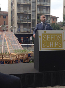 Jellyfishbarge darsena seedsechips 05 222x300
