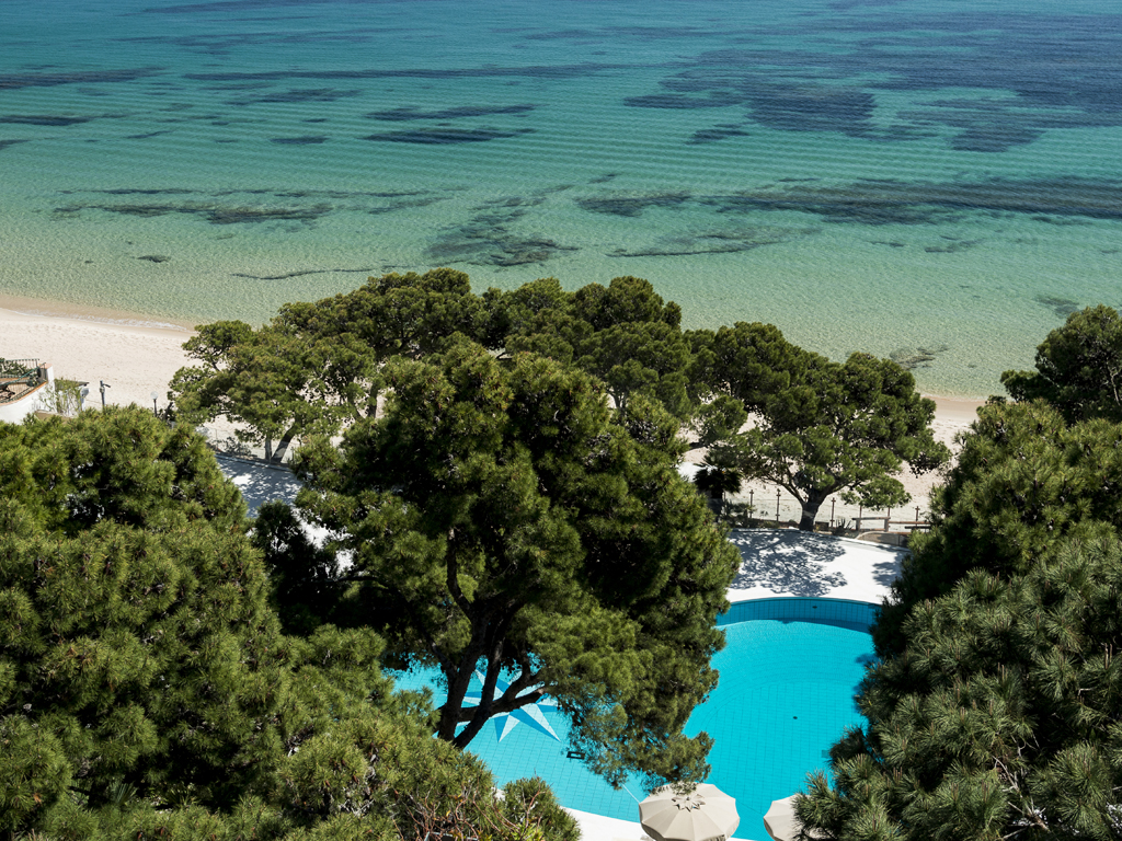 Forte Village Sardinia. Sardegna. La piscina dell'Hotel Castello.