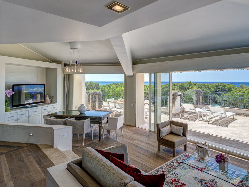 Forte Village Sardinia. Sardegna. La suite Imperiale.