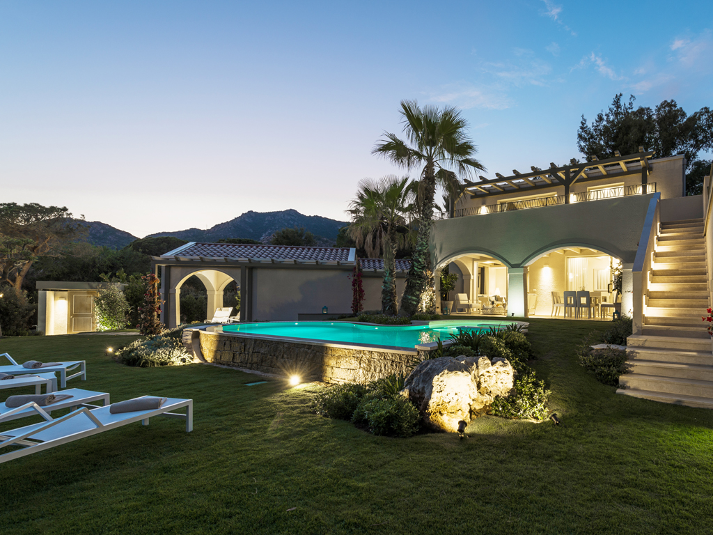 Forte Village Sardinia. Sardegna. Villa Sofia in versione notturna.
