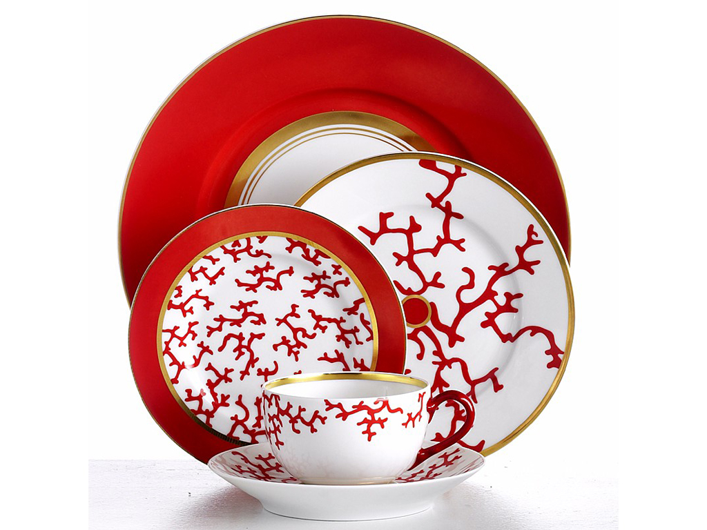 Raynaud. Le porcellane di Limoges. La collezione Cristobal Marine. Design Alberto Pinto.