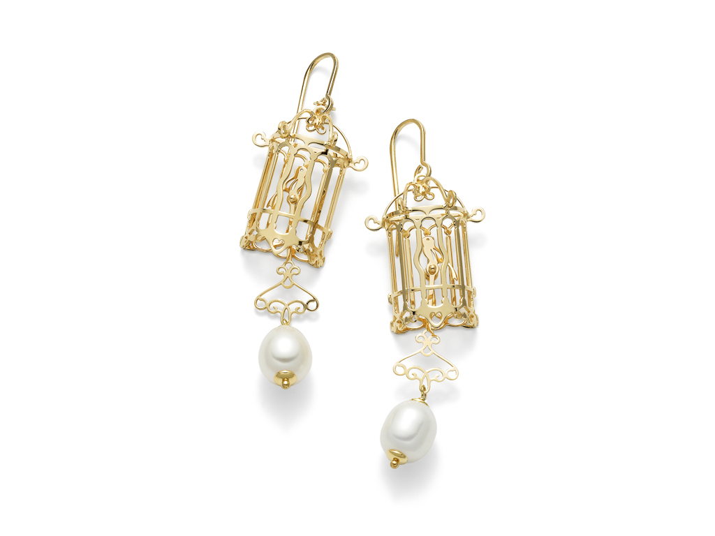 Iconoclass. Collezione Gabbietta. Orecchini Freedom in argento dorato 925 con perle.