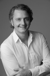 Iconoclass il designer Alfonso Montalto 200x300