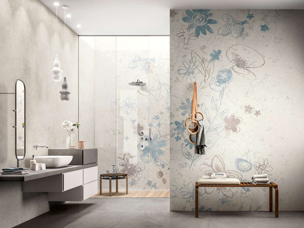 Cotto d’Este. La collezione “Wonderwall”, in “Kerlite”, guarda al mondo dell’arte e ne trae ispirazione. È una carta da parati in grès rinforzato da fibra di vetro, sottile e leggera. Tre millimetri e mezzo di spessore, lastre grandi un metro per tre costituiscono un’innovazione tecnologica straordinaria. Nell'immagine “Sketch”, una delle dodici decorazioni.