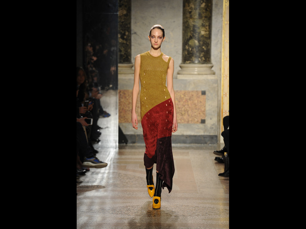 Angelo Marani. Collezione Autunno/Inverno 2017-18. Milano fashion week, febbraio 2017. Foto: Angelo Marani, Credit: Res Relazioni pubbliche.
