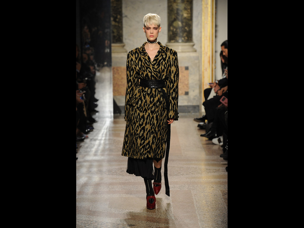 Angelo Marani. Collezione Autunno/Inverno 2017-18. Milano fashion week, febbraio 2017. Foto: Angelo Marani, Credit: Res Relazioni pubbliche.