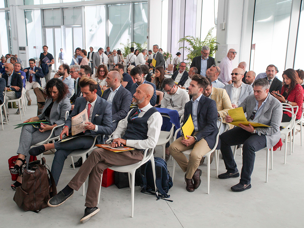 Scalo Milano City Style. La platea del convegno CNCC Retail Day 2017-Design, Retail Innovation del 22 giugno 2017 organizzato dal Consiglio Nazionale dei Centri Commerciali.