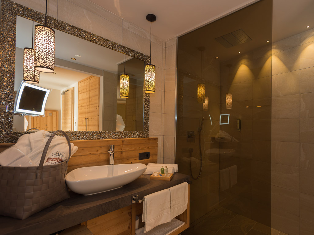 Green Lake Hotel Weiher. La sala da bagno della Suite Lake.