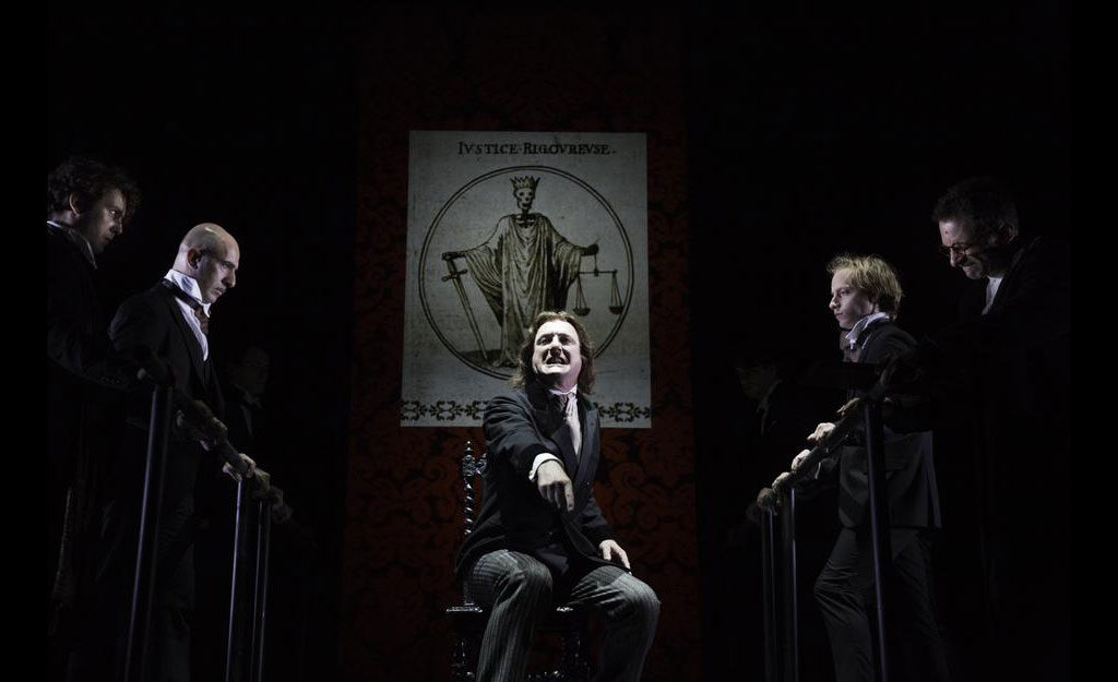 atti osceni recensione elfo puccini 2017