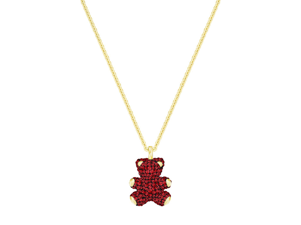 Swarovski. Pendente “Teddy Bear 3D” con luminoso Pointiage® in cristallo rosso e finiture in metallo placcato oro. Fall/Winter 2017-2018 Collection. Collezione Autunno/Inverno 2017-2018.