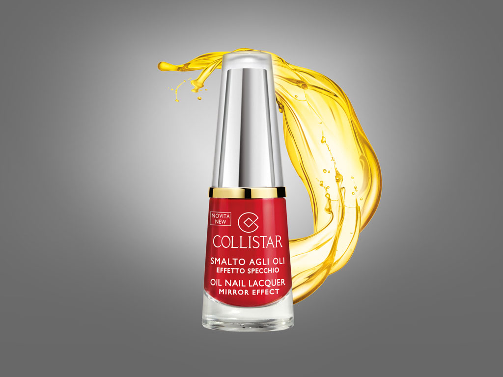 Collistar. Smalto effetto specchio “infuso” di tre preziosi olii, selezionati per le loro proprietà trattanti: olio di argan, olio di jojoba e olio di mandorla, abitualmente utilizzati per irrobustire le unghie fragili e con tendenza a sfaldarsi.