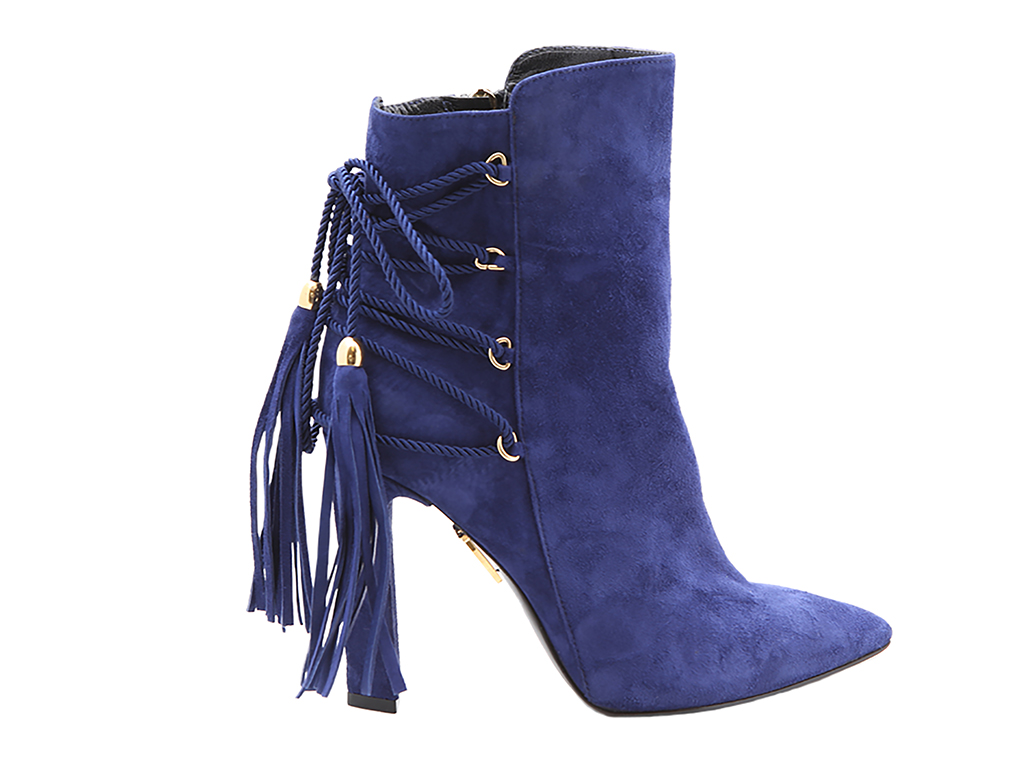 Vianolfi56. Ankle boot, blu Cina in suede, con nappe sul retro sempre in suede. Collezione Autunno/Inverno 2017-2018. Fall/Winter 2017-2018 Collection.