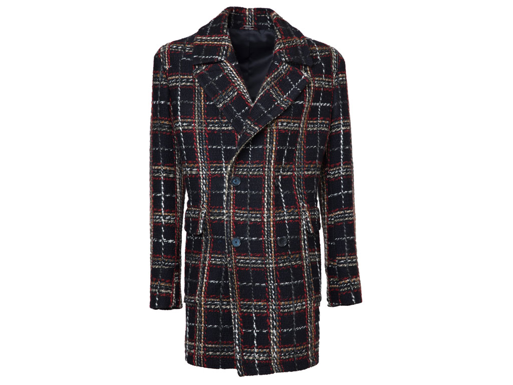 Roda. Cappotti in lana cardata e agugliati per la collezione Autunno/Inverno 2018-19. Fall/Winter 2018-2019 Collection.