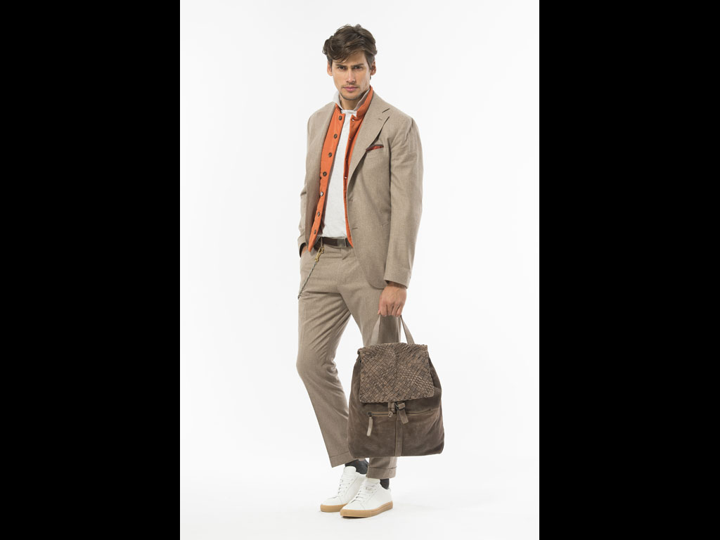 Eleventy. Collezione Autunno/Inverno 2018-19. Fall/Winter 2018-2019 Collection.