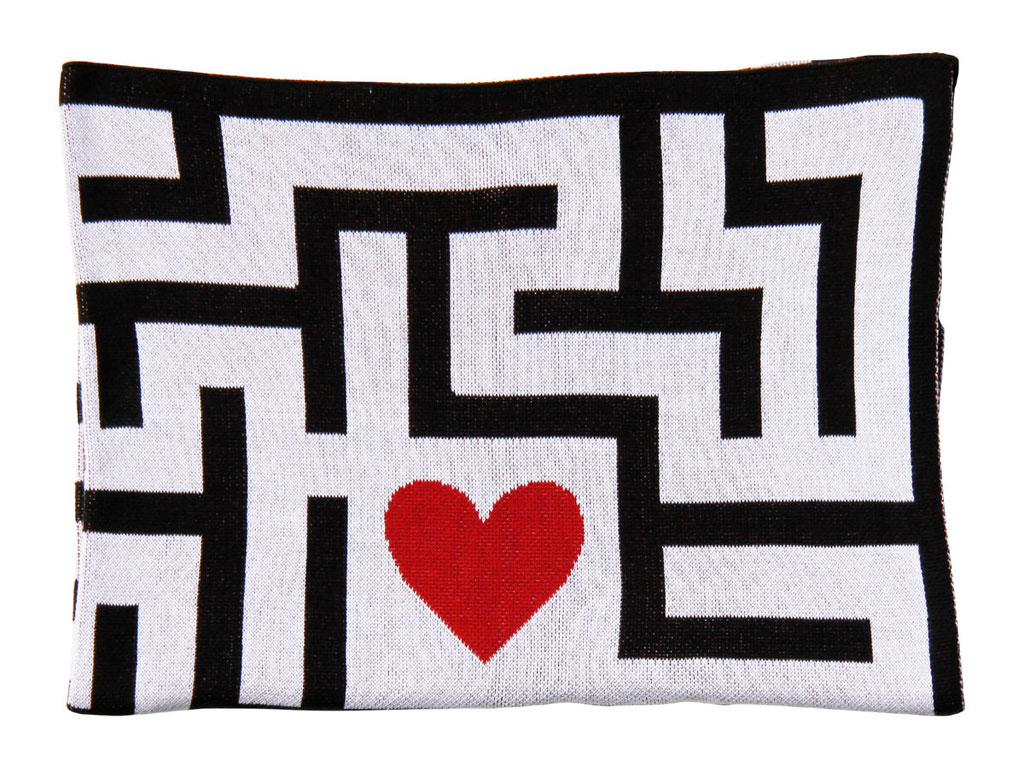 Creativando. Coperta “Dedalus” in puro cotone disegnata da Manuel Stefanutti. Collezione primavera/estate 2018. Spring/Summer 2018 Collection.