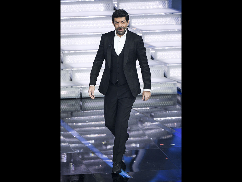Festival di Sanremo 2018. Pierfrancesco Favino in Ferragamo.