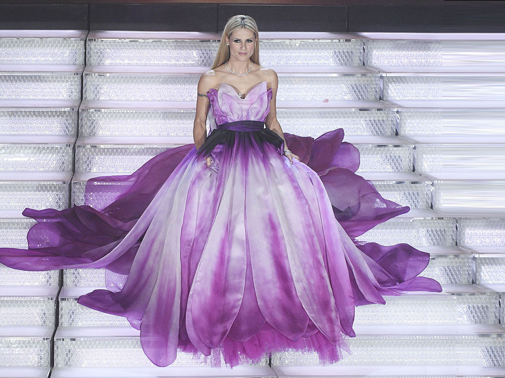 Festival di Sanremo 2018. Michelle Hunziker in Moschino.