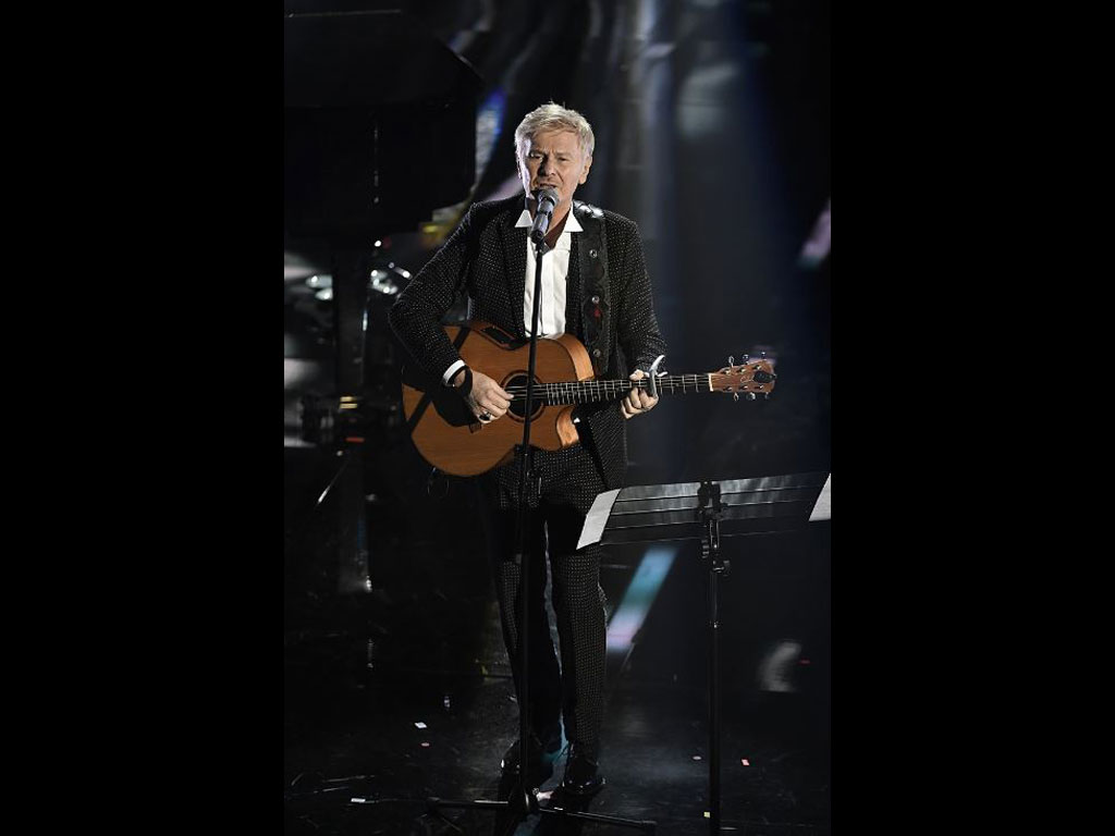 Festival di Sanremo 2018. Ron indossa calzature Gianni Gallucci Atelier.