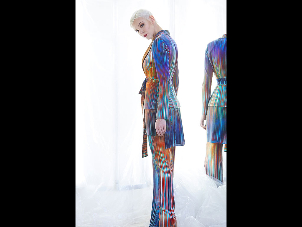 Roberta Redaelli. La Collezione Primavera/Estate 2018 firmata dal pittore Domenico Battista. Spring/Summer 2018 Collection signed by artist Domenico Battista.