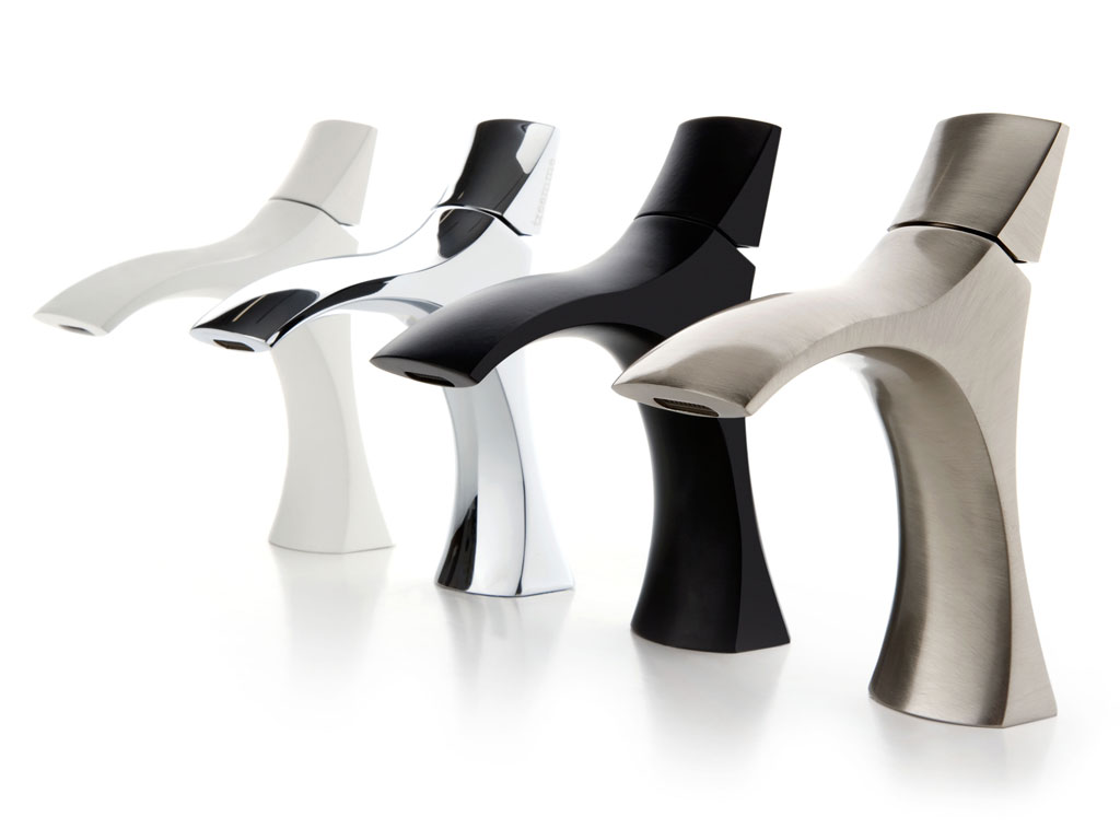 Rubinetterie Treemme. Anno 2009: la serie Hedo’, designer Giancarlo Vegni, è un mix di design e dettagli tecnici come l’aeratore rettangolare che permette un’erogazione fluida e regolare.