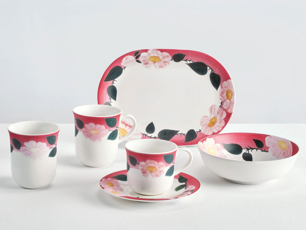 Villeroy & Boch. Collezione di piatti in porcellana “Rose sauvage”.