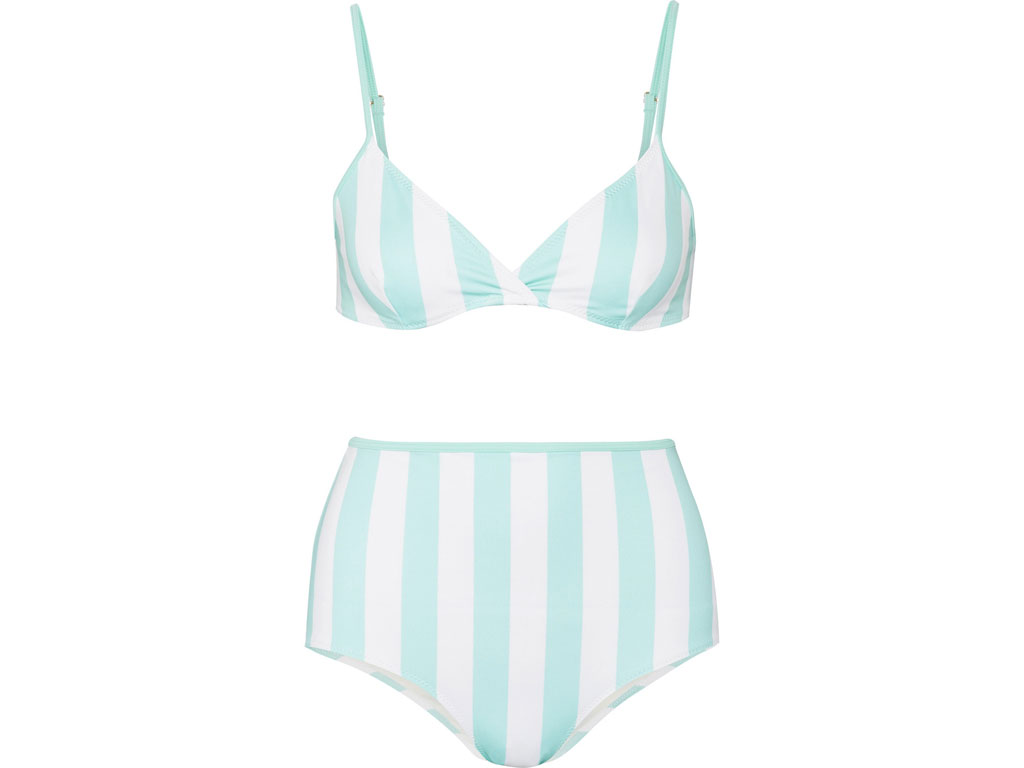 Solid & Striped. Il modello Brigitte ricorda i due pezzi che si usavano negli anni ’50 con lo slip a vita alta e il reggiseno di taglio classico.