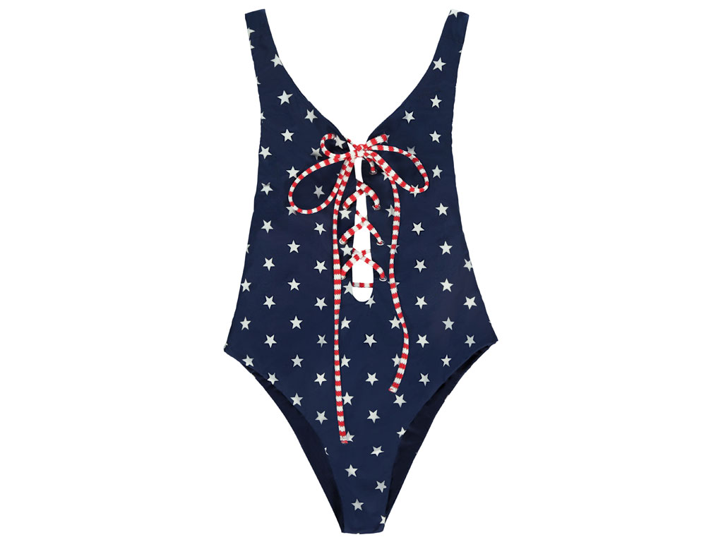 Calzedonia. Costume intero con lacci frontali in tinta a contrasto “Stars & Stripes”.