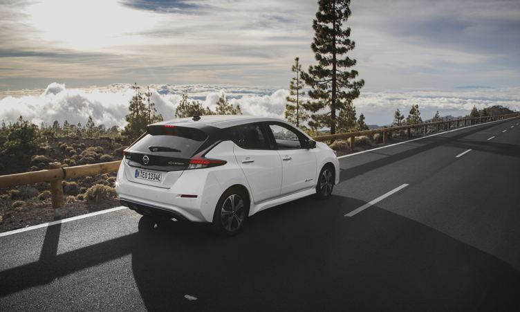 nissan leaf 2018
