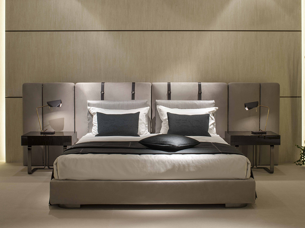 FENDI Casa. Letto