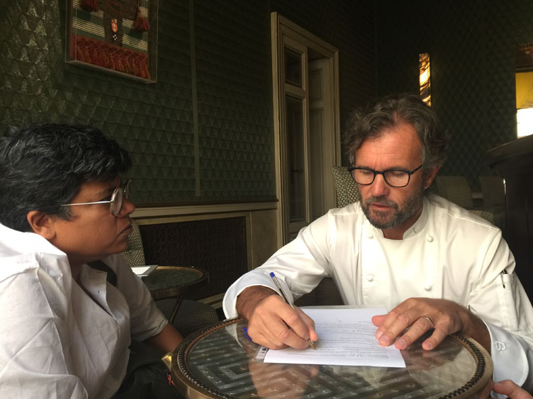 carlo cracco in india con associazione maestro martino 2018
