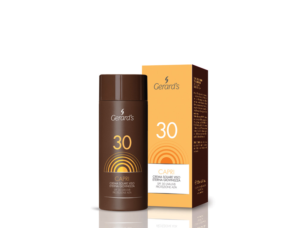 Solari Gerard’s. “SPF 30 Capri Crema Solare Eterna Giovinezza” per una protezione alta UVA-UVB. Altamente fotosensibile, combina filtri inorganici ed organici (TINOSORB S® e TINOSORB M®) particolarità che assorbe i raggi UVA tre volte di più rispetto ai comuni filtri ad ampio spettro. Specifica per viso, collo e décolleté contiene Tè Verde, Tè Bianco e Tè Nero, con proprietà antiossidanti e anti-aging e l’acido ialuronico per un’azione idratante (Tubo da 125 ml, prezzo consigliato 33 Euro).