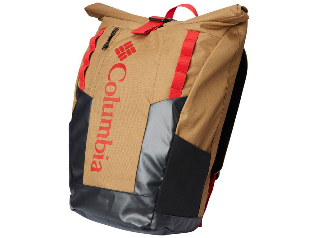 Columbia. Zaino Convery 25L RollTop. Chiusura avvolgibile. Scomparto imbottito per laptop accessibile dall'esterno fino a 15”. Parte posteriore imbottita in schiuma per garantire comfort e supporto. Cinghia sternale con fischietto di emergenza. Due scomparti portabottiglie. Tasca di sicurezza esterna. Prezzo al pubblico euro 69,99.