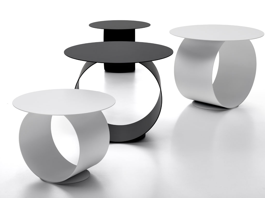 MDF Italia. Tavolini “Metodo”, design Leonardo Talarico, 2019.