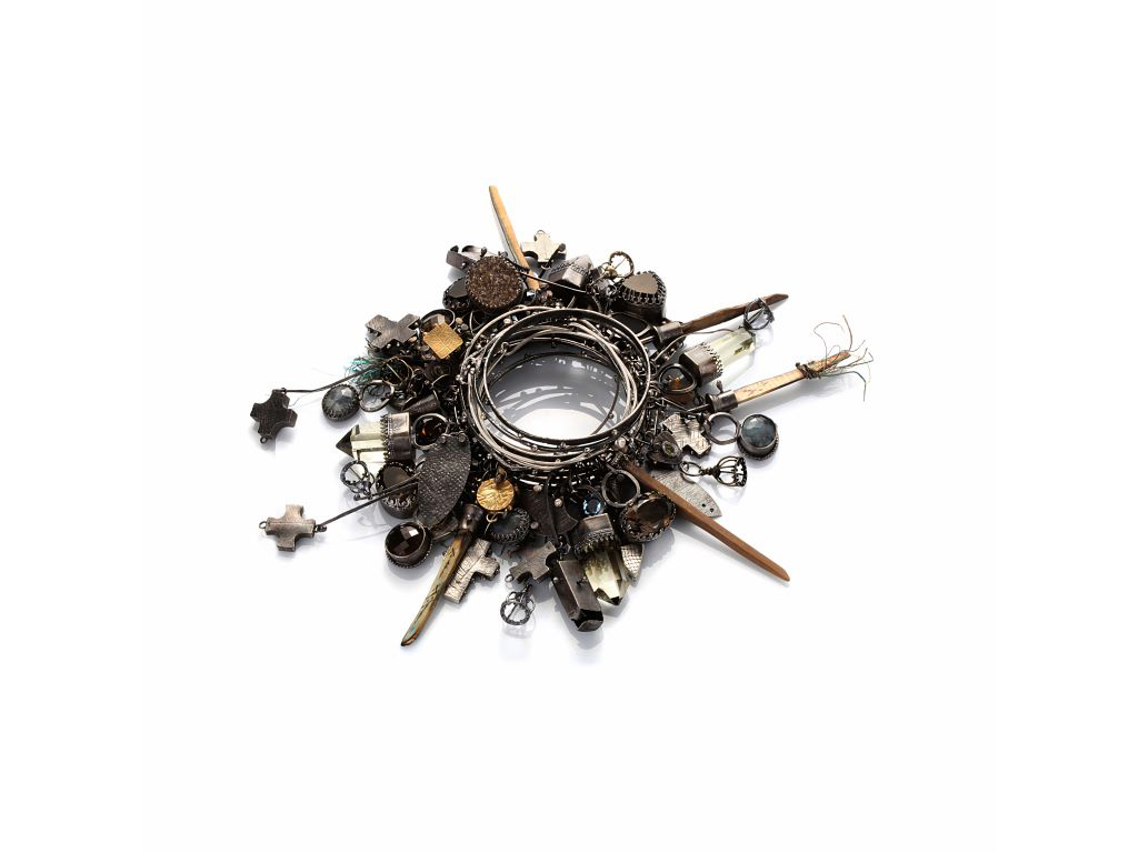 Susan Lenart Kazmer e la Alchemy of Talisman