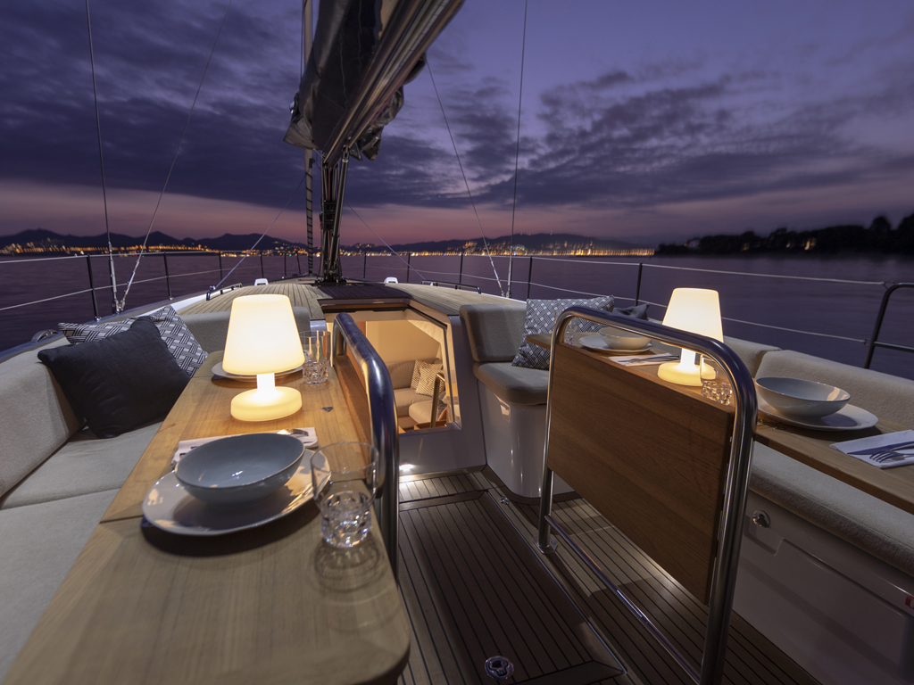 Bénéteau First Yacht 53, 2019. Quadrato.
