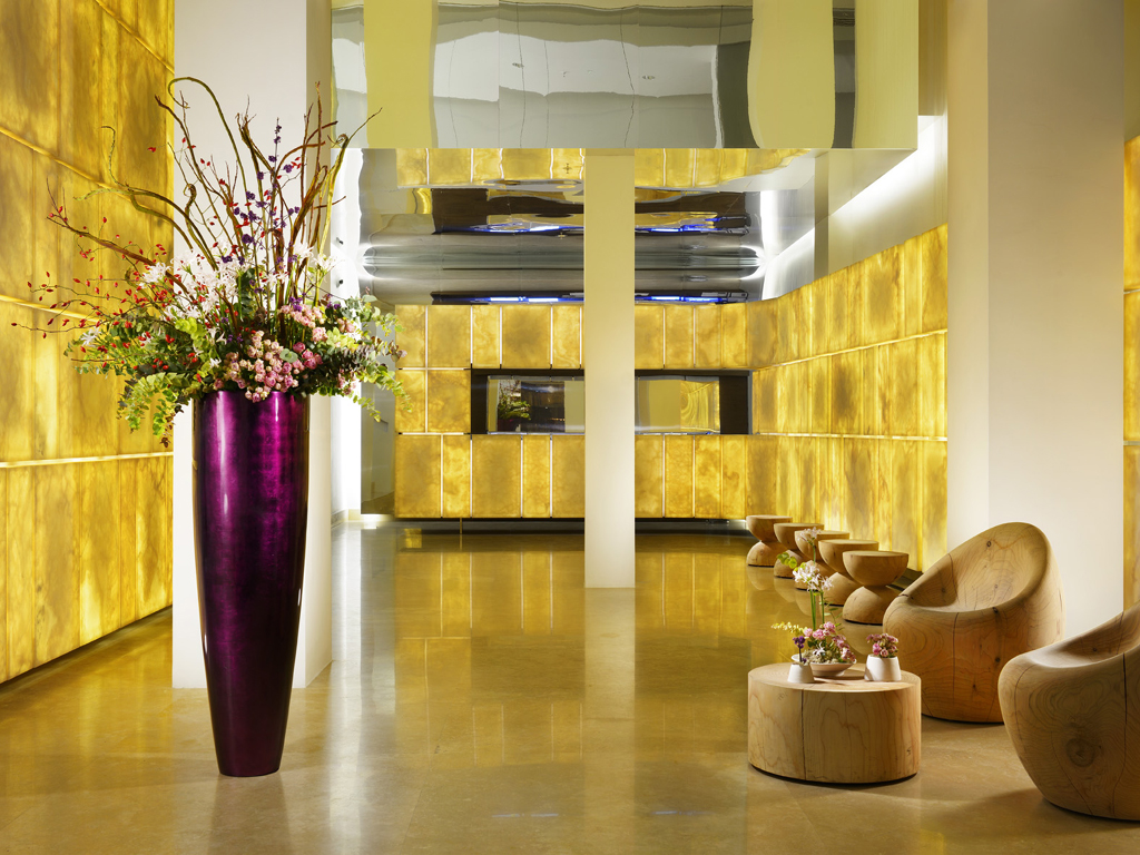 Palazzo Montemartini Rome - A Radisson Collection Hotel. La reception.