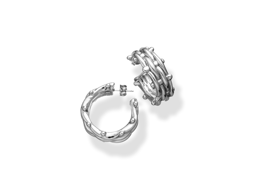 Giovanni Raspini. Collezione Paris. Orecchini in Argento 925. Diametro 2,5 cm.. Chiusura con farfallina. Peso coppia orecchini 16 gr.. Euro 210,00.