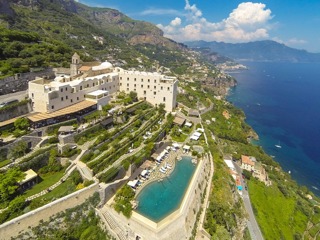 Monastero Santa Rosa. Conca dei Marini. Costiera Amalfitana.