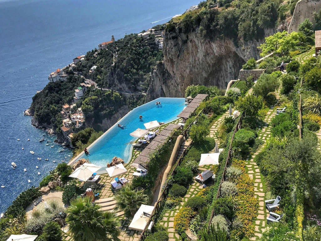 Monastero Santa Rosa. Conca dei Marini. Costiera Amalfitana.