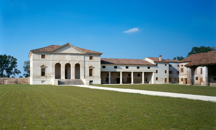 The Landmark Trust e FAI: la vacanza sostenibile in una dimora storica