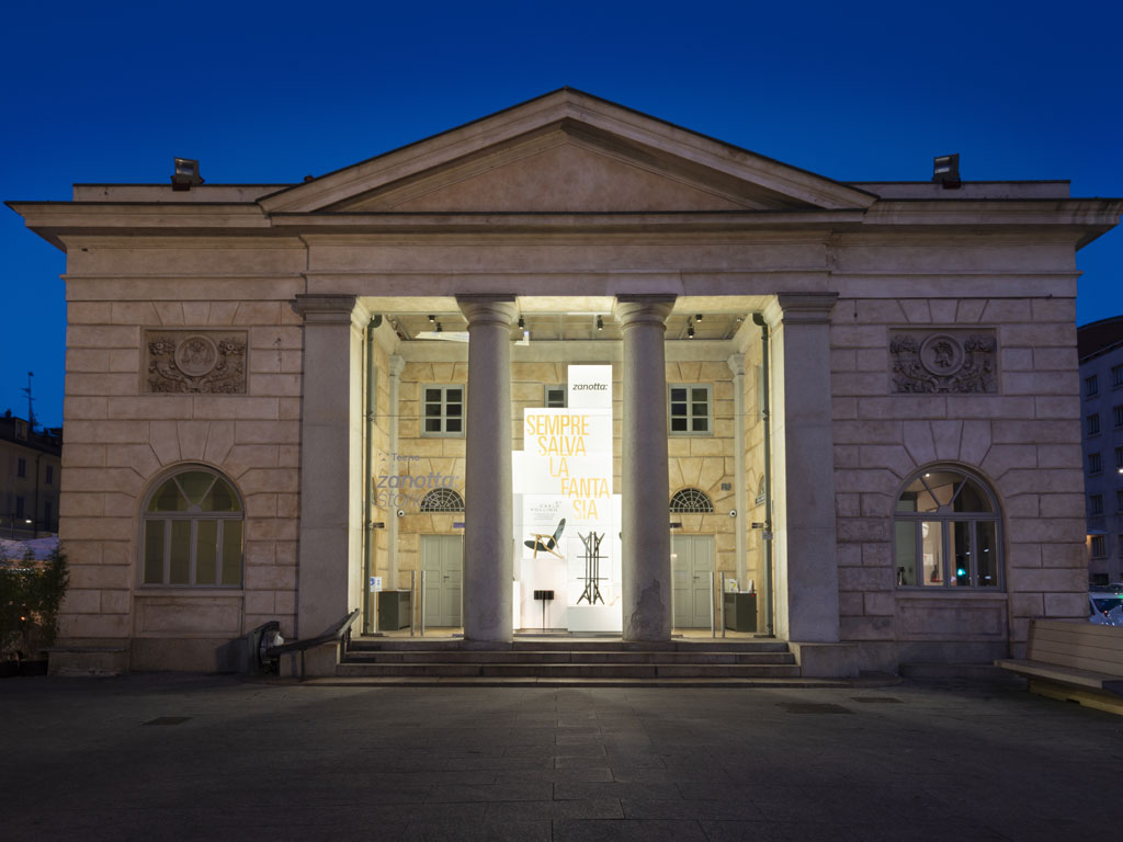 Zanotta. Milano. Lo show-room ai Caselli Daziari di Porta Garibaldi. Presenti tutti i pezzi della rinnovata Collezione Mollino 2020 oltre alle novità e ai longsellers dell’azienda di Nova Milanese.