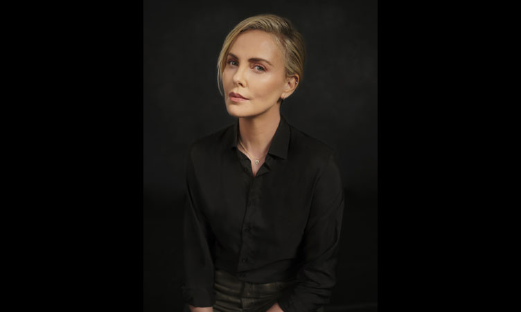 DIOR celebra la donna con #DiorStandsWithWomen