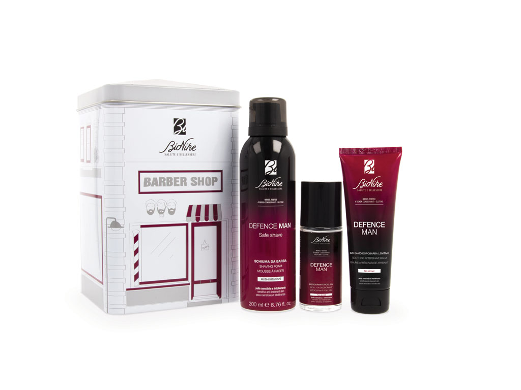 BioNike. Defence Man. Il Beauty Kit contiene: Safe Shave Schiuma da barba anti-irritazioni 200 ml.; Safe Balm Balsamo dopobarba lenitivo 75 ml.; Dry Touch Deodorante Roll-on 50 ml. Prezzo consigliato: euro 29,90.