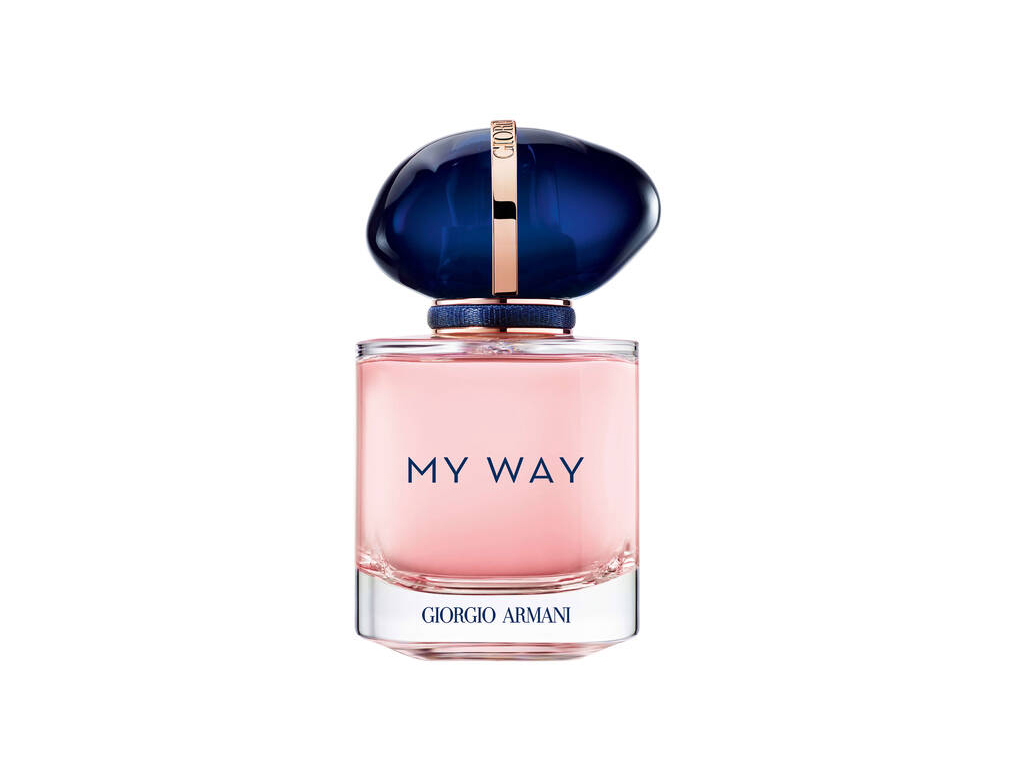 Armani Beauty. My Way Eau de Parfum. Flacone da 30ml, prezzo euro 55,00. Flacone da 50ml prezzo euro 75,00. Flacone da 90ml prezzo euro 99,00.