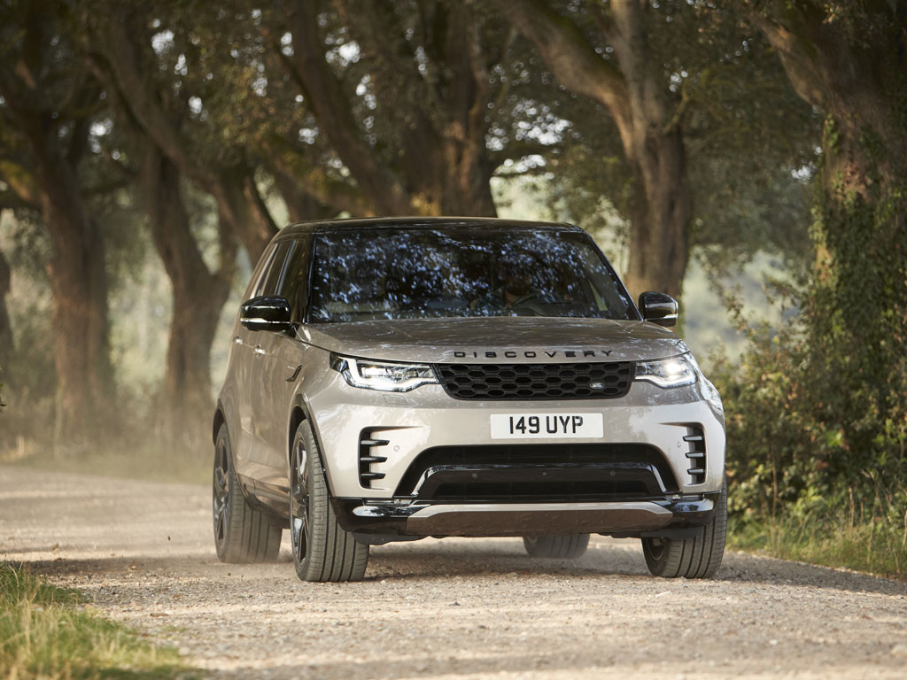 Land Rover. Nuova Discovery 21MY Dynamic.