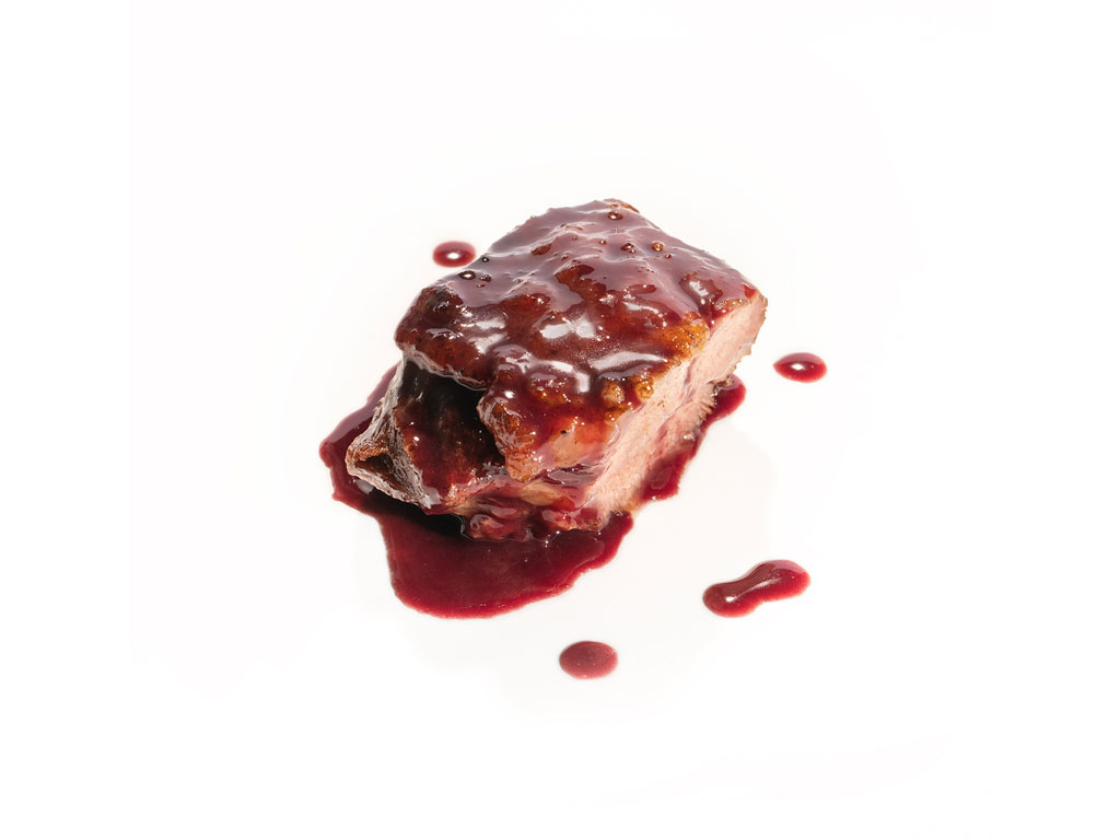 Roc. Matias Perdomo Chef. Guancia di vitello con vino rosso e mirtilli.